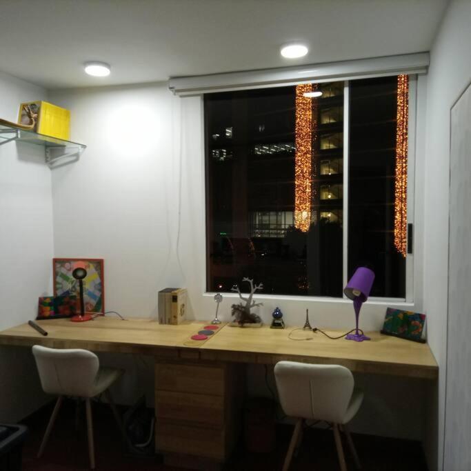 Acogedor Apartamento En Zona Corporativa Ciudad Salitre Bogota Buitenkant foto